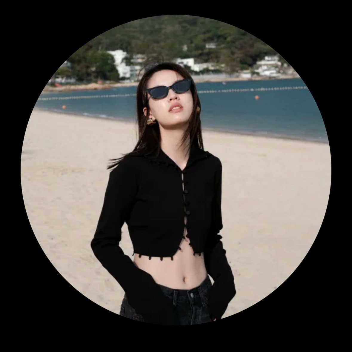 ywttia profile portrait